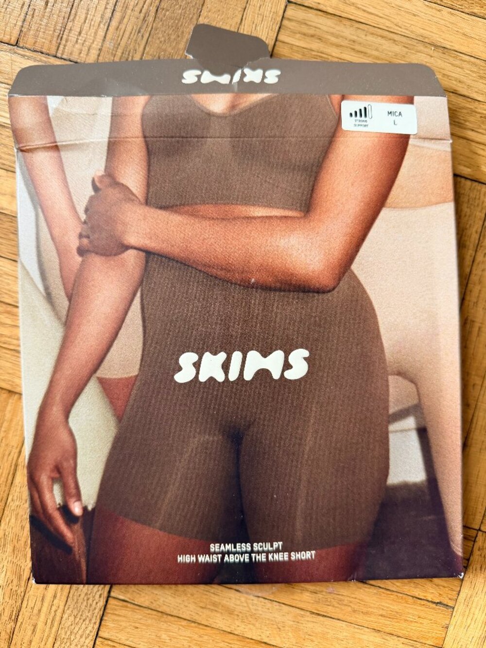 Skims Seamless Sculpt High Waist Above the Knee Short